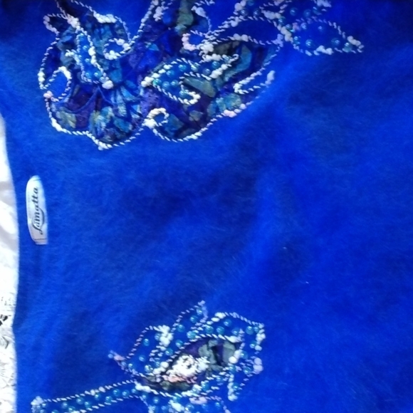 La Matta  Vintages  soft wool blend bedazzled sweater M - Picture 4 of 4